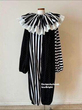 Clown costume - Size: Adult Fits Most - L/XL - 2X